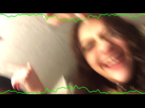 ❤️ Dvi seksualios brunetės emocinės kelnaitės lieka bastardai keista kalė ️❌ Dulkinimo video prie mūsų ☑