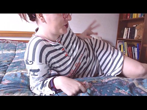 ❤️ Paimk šią didelę juodą varpą į burną maža vergė ️❌ Dulkinimo video prie mūsų ☑
